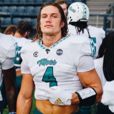 Jax Fl🌴 6’5 225lbs 40 time-4.5 treyrrose@Gmail.com NCAA #2009915198