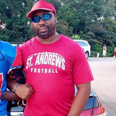Buffalo born. 23-24 R1 District MS Coach of the Year!
St Andrews HC 🏈& track
Pres @MetroCommandos AAU🏀
PA🎙Allen U
🎓 JCSU/UB '01/CC '22