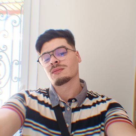 bekhti_anis's profile picture. Be yourself