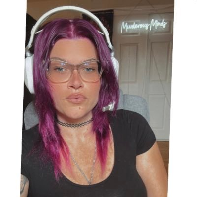 31 ♊️ | 💍 Married to my Viking ❤️ @phokin_viking | 🫡 COD: MWIII Gamer/Streamer 🎧 | 🖱️ MnK ⌨️ | 🟣Twitch 🟢Kick 👾Discord: Murderous_Minds