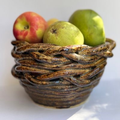 SlavicHusk's profile picture. 