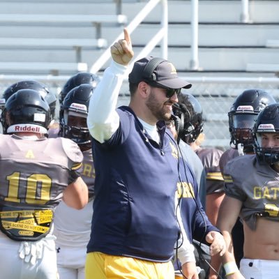 Aaron Alvarez Profile