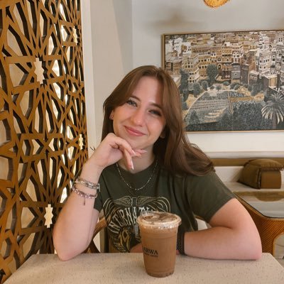 EllieKnight101's profile picture. ˈwändərˌləst