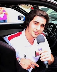 minha estrela preferida, meu sorriso, o seu jeito me encanta, razão dos meus sonhos, meu orgulho @Fiuk
08/01/2012 as 11:22
