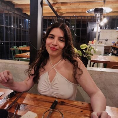 Milicaceresss_'s profile picture. certified mindblower