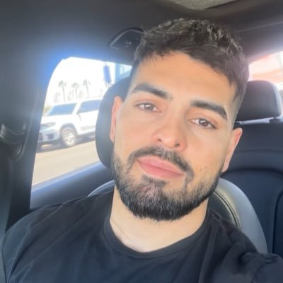 xavierull's profile picture. 