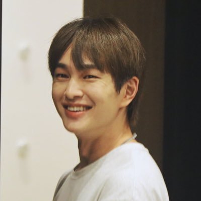 I love Lee Dong Wook - NeoHee🦁🍑 I love Lee Jinki - MVP Jjinggu 💕🌤️ Shawol #8🐰 SHINee is 5 💎💎💎💎💎