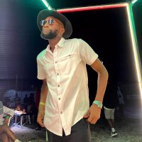 OAP WEY DEY FEATURE ARTIST !🗣️ (@seun_rave) 's Twitter Profile