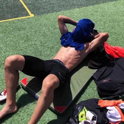 limeng752's profile picture. 广州📍 薄肌 23 177 55  「本帐号内含成人内容 若未满十八岁请勿点阅」