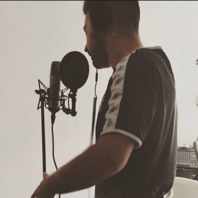 warriorknss's profile picture. Antes escribía y grababa música, últimamente me da palo