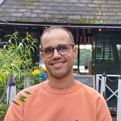 Film Studies & Science Fiction. Lecturer, English @unizar Member of the @SpacesCinema research project
