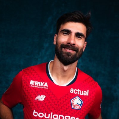 André Gomes Profile
