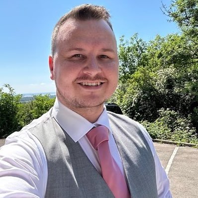 DanBrown92_'s profile picture. 