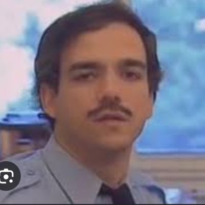 Mister__Tweet's profile picture. 