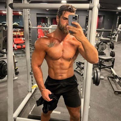 OeR0I6GIScDKZyj's profile picture. تبين اروضگً تعالي😎