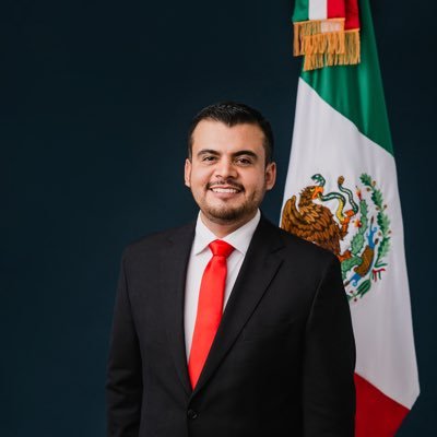 •Diputado local del semidesierto 🌵 •Cafetero ☕️ •Caminero ⛰⛺️🚶🏻‍♂️ •Rural 🤠 •Emprendedor social 👨🏻‍💻
