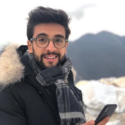 music is made of all passion of the world, the good singer chooses one of those and lives it again like nobody else. PB INSTAGRAM: barone_piero