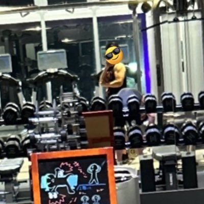 xim_rewasd's profile picture. 来年は腹筋わる