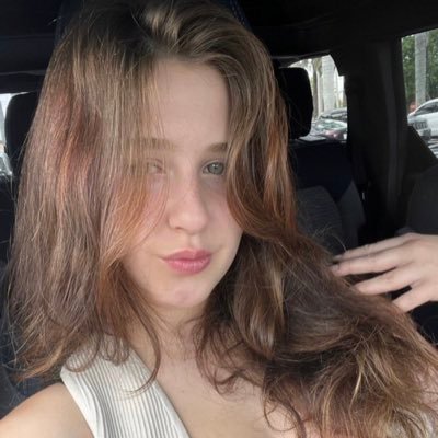 Hello😎 I’m Fun🤩 Here to make new friends 🤩❤️ Soccer lover⚽️running🏃♀️tennis🎾basketball 🏀# Rip granny 🦋💔# Follow for Follow ok🙏💕🤩