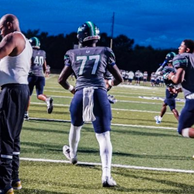 6,1 240 |Class of 26| |RT/LT| |1x Team All District|. |gpa 3.0|Livingston Collegiate Academy Instagram-@lookuptrap