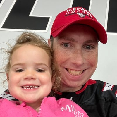 Tweeting about Wolfpack sports. Focus on baseball, women's basketball, and hockey. Formerly @NCStateKCrew, @IcepackGameday