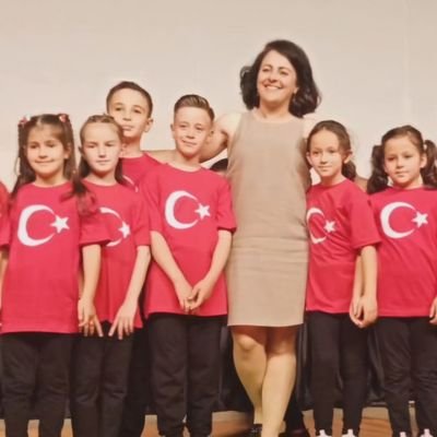 16 Köye Işık Olan Köy Öğretmeni📚✏
İşte ben😎
https://t.co/5W9drI3tQX