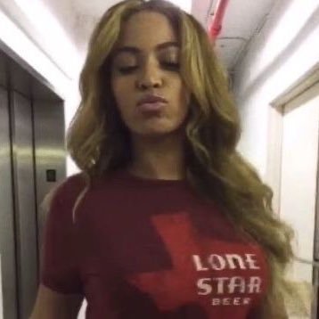 lethalroni's profile picture. i love to laugh | back to defending black women