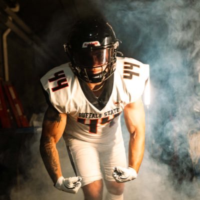 ian_behrens's profile picture. Buff State 26’ FB