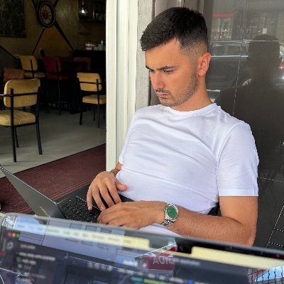 lirimkon's profile picture. Building in public

✍️ https://t.co/FEyhBj10CF  €500 MRR / €10K MRR
🤖 https://t.co/rHOMA15XOi  €450 MRR / €10K MRR
🐇 https://t.co/Vj4ZpTLrLF €0 MRR / €100K MRR