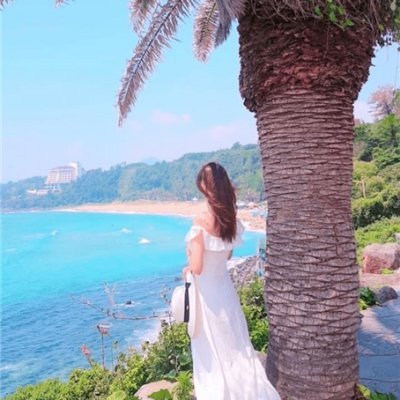 副業の成功法を共有中。副業を始めたい人にお得な情報を提供。ほんの僅かですが現金配布企画も始めました☆ フォロワーさん優先→ https://t.co/wqwmwZzZ7l