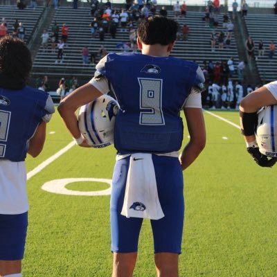 Juux214's profile picture. Grand Prairie High school football player ‘25 | Qb/S/WR | height:6’2| weight:190 | 3.0 GPA