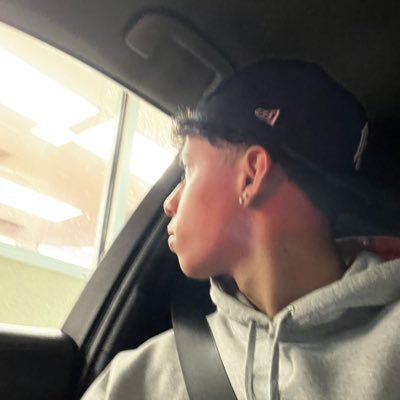 Card00000000's profile picture. 