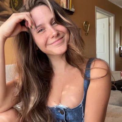 BellaP41137's profile picture. 