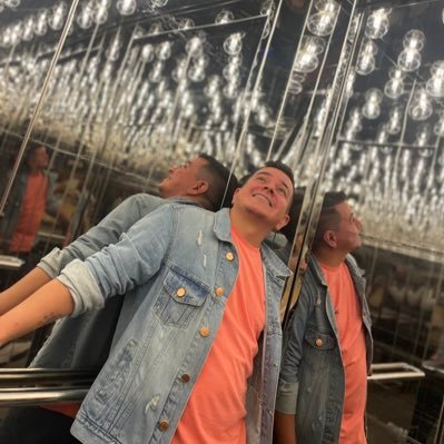 chechoreccioppe's profile picture. Bolso hasta la medula❤️🤍💙