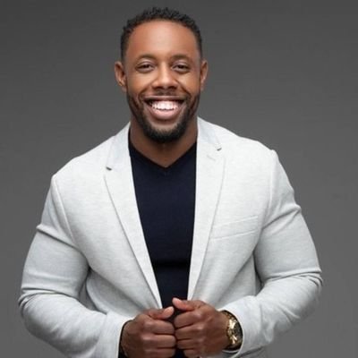 💰Tax Advisor for the Culture ✊🏾
🤝🏾 Helping High-Income Entrepreneurs Live Tax-Free
✊🏾 Co-Owner of @_melaninmoney_
⬇️Join Multiply Your Money Challenge