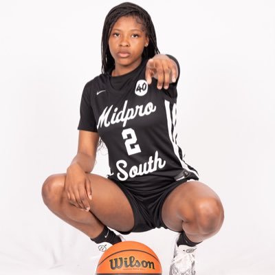 5’9 • SF • C/O ‘26 • AAU - MidPro South Girls • Alton High School • instagram - its._jakaylaa • gmail - 2jakaylasteen@gmail.com