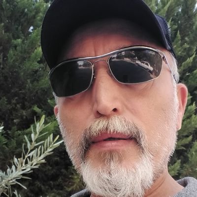 CENGIZKAAAAN's profile picture. sadece insan olmak yeterli baska vasfa ne hacet günümüzde...