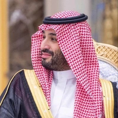 مُـد كلتا يديك بقدر ما تستطيع
لمن هو بحاجتك ،واجعل كتفك
عكّـازًا للمكسورين .
كن أنيسًا للمحبطين ، وكن صديقًا
لمن لا صديق له!
كُـن ذا أثَـر . وأَسعِد تسعد♻️