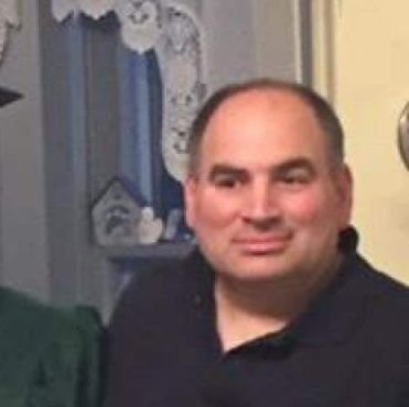 Proud Gay American patriot, Cook supervisor, Originally from Boston,Go Red Sox and Patriots. Trump Won! #trump2saveamerica #gaysfortrump 🏳️🌈🇺🇲🏳️🌈🇺🇸