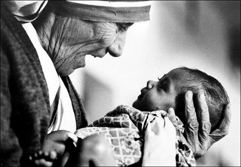 M_TeresaCalcuta's profile picture. Twitter dedicado a Madre Teresa y sus reliquias que visitaran Juárez. Tú sabes Jesús, que estoy preparada para ir en seguida