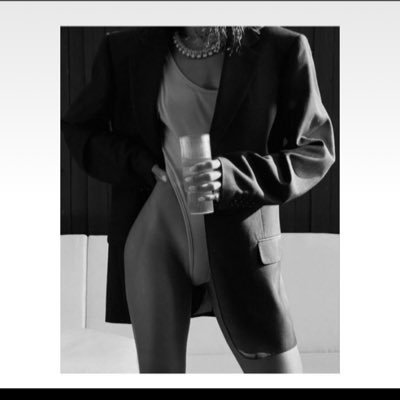 저희부부 40초부부 18297161 49 부커만남 음주가무 좋아합니다 초대남 모집 지원양식 잘읽고 DM 주세요 팔러워하시고 댓글이나💋눌러주시면 팔로잉해드려요^