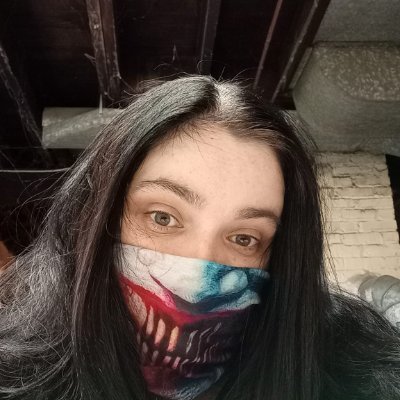 Gamer Chick! My Xbox Gamertag Is: UpSiDeD0wn11
I stream on Twitch!! https://t.co/uJbkish780 Follow me on there please!!