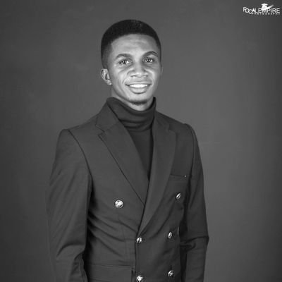 oluwaseyiO31518's profile picture.