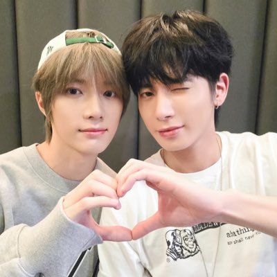 soulsofgyu's profile picture. the miracle that we make together ~ 🫧⭐️