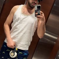 Adam (@single4cpls69) 's Twitter Profile