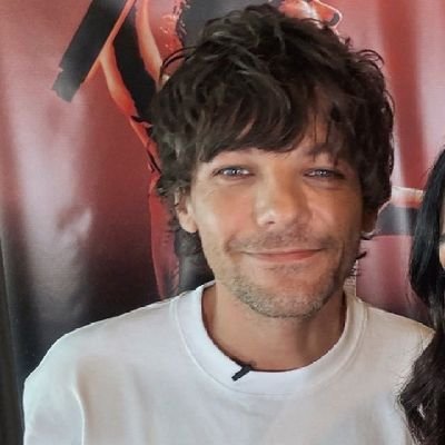 elizabe33716575's profile picture. I dont wanna be your friend i wanna kiss your lips :(