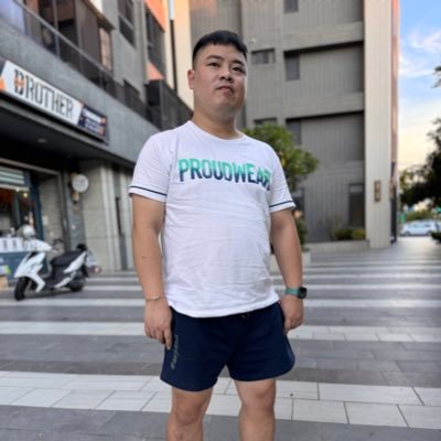 JxFIrFpWKrg7GTY's profile picture. 喜歡胖胖肉肉的破百熊與豬 Like fat bears and pigs 高雄-桃園