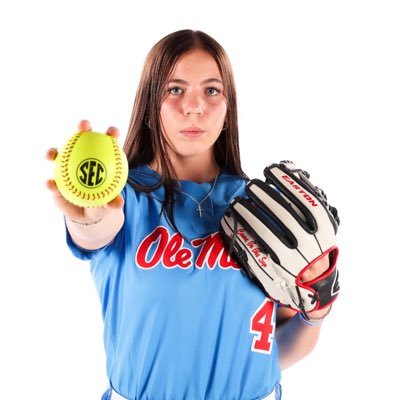 18U @SilverHawkSball Dennison-McNulty #22| 6’ RHP/1B/3B | St. Charles North HS 2026 | IHSA 2024 4A State Champs | @OleMissSoftball Commit❤️🩵🦈