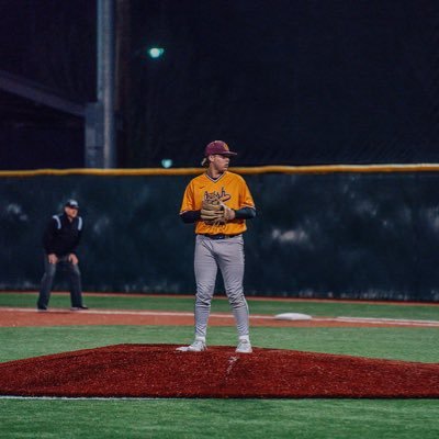 O’Dea High School co/26☘️ MLB/Long snapper| |Corner infielder.| RHP| 📲3608018006 || |CAnderson26@odea.org|