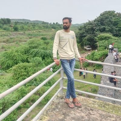 SavailyaGh19208's profile picture. 